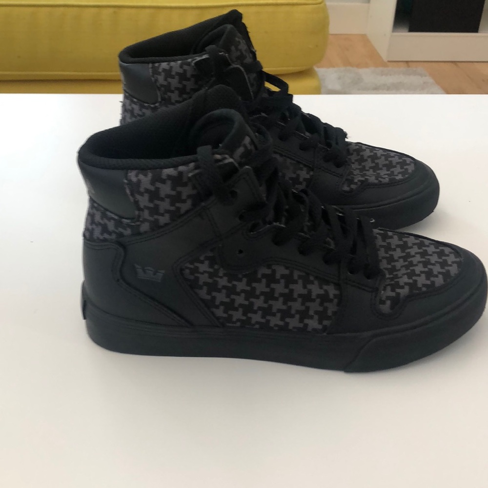 Supra skateboard shoes